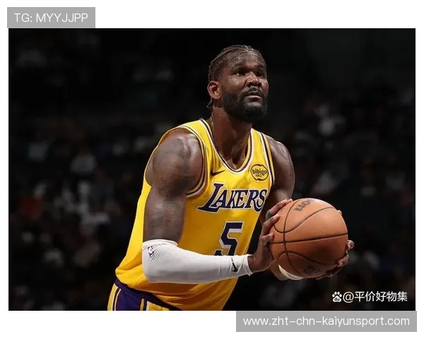 湖人团队双核联动，里夫斯化身末节终结者成赛季X因子