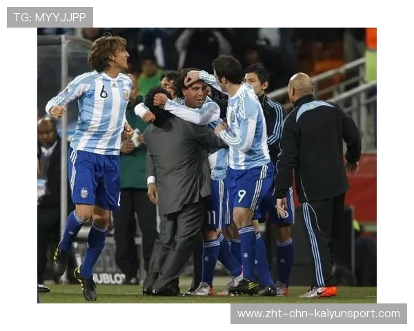 马特乌斯:若论影响力,马拉多纳无人能敌,马拉多纳和特维斯 马特乌斯:若论影响力,马拉多纳无人能敌,马拉多纳和特维斯